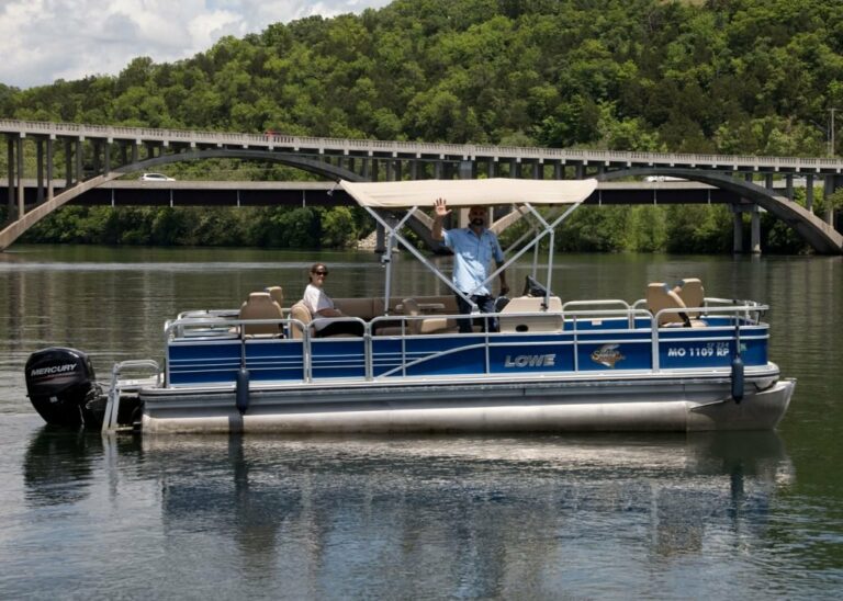 Pontoon Rentals Lake Cruise Rentals on Lake / White River